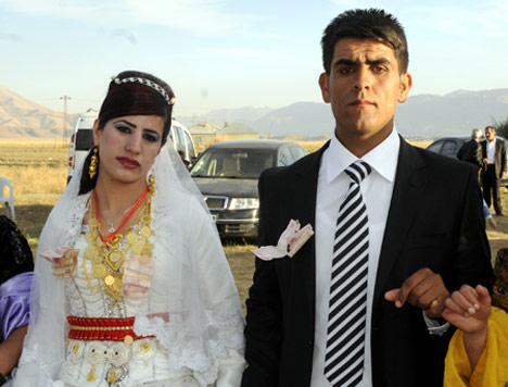 Yüksekova Düğünleri 10.10.2010 9
