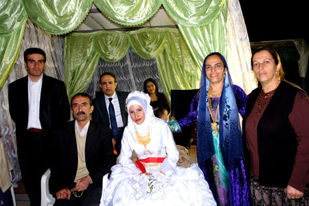 9-10 Ekim 2010 - Şemdinli Düğünlerinden fotoğraflar 31