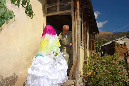 9-10 Ekim 2010 - Şemdinli Düğünlerinden fotoğraflar 36