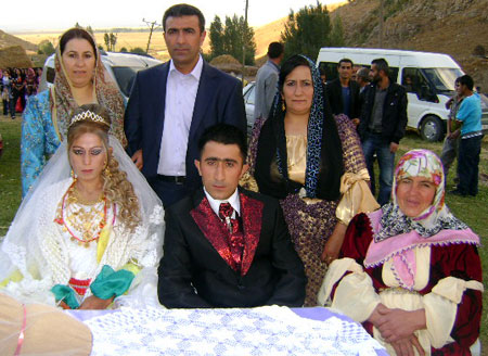Yüksekova Düğünleri 17.10.2010 201