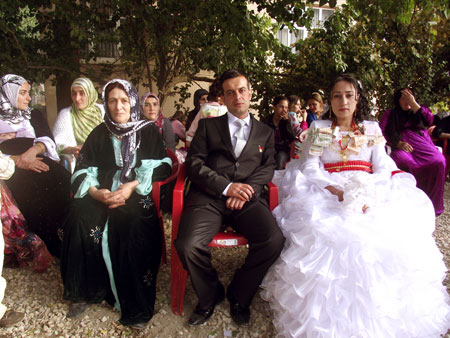 Şemdinli Düğünleri  16-17.EKİM.2010 23