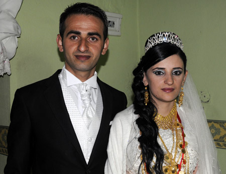 Yüksekova Düğünleri - Foto Galeri - 24.10.2010 11