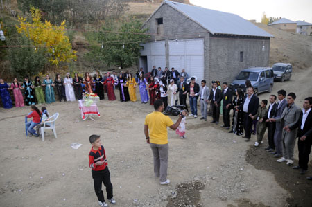 Yüksekova Düğünleri - Foto Galeri - 24.10.2010 58