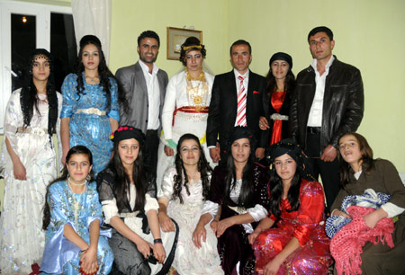 Yüksekova Düğünleri - Foto Galeri - 31.10.2010 36