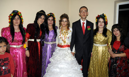 Yüksekova Düğünleri - Foto Galeri - 31.10.2010 59