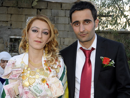Yüksekova Düğünleri 07.11.2010 19