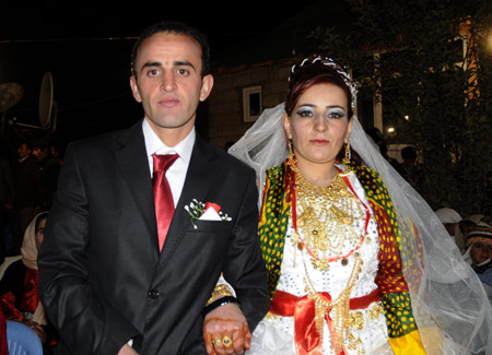Yüksekova  Düğünleri 14  Kasım 2010 1
