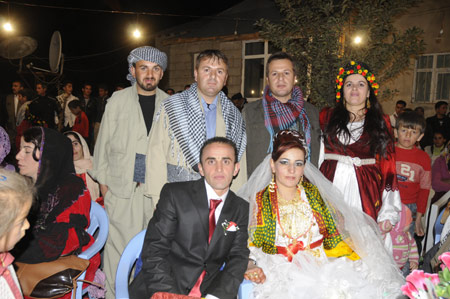 Yüksekova  Düğünleri 14  Kasım 2010 28