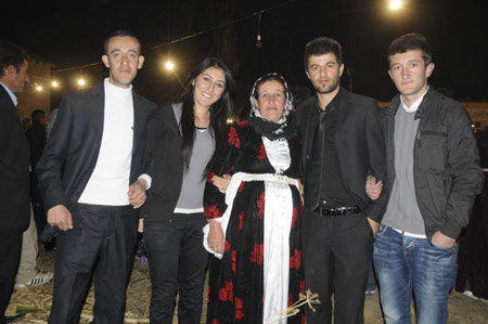 Yüksekova  Düğünleri 14  Kasım 2010 31