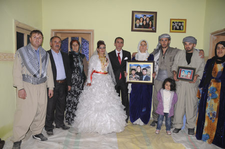 Yüksekova  Düğünleri 14  Kasım 2010 35