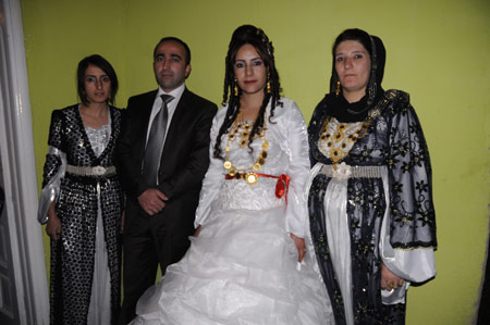 Yüksekova  Düğünleri 14  Kasım 2010 61