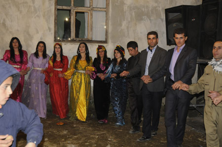 Yüksekova  Düğünleri 14  Kasım 2010 76