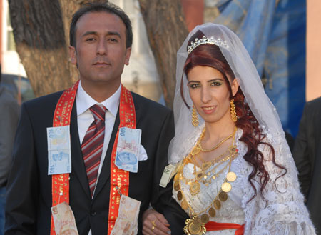 Yüksekova ve Şemdinli Düğünleri 29.11.2010 1
