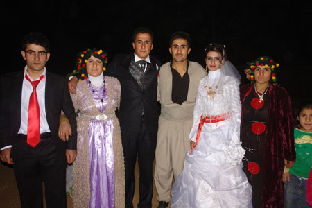 Şemdinli Düğünlerinden renkli fotoğraflar 05.12.2010 35