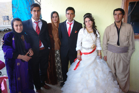 Şemdinli Düğünlerinden renkli fotoğraflar 05.12.2010 39