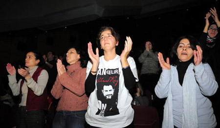 Kaya ölümünün 10. yılında anıldı 15