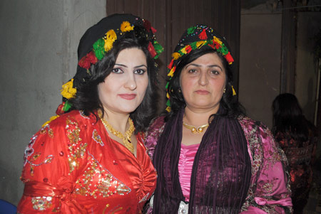 Kofi, Kürt kadınının 'baş tacı' 62