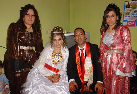 Yüksekova Düğünleri 26.12.2010 79