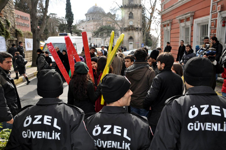 Hakkari'de 'Anadil' yürüyüşü 49