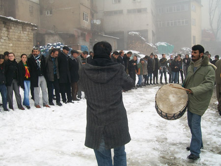 Hakkari'de 'Anadil' yürüyüşü 6