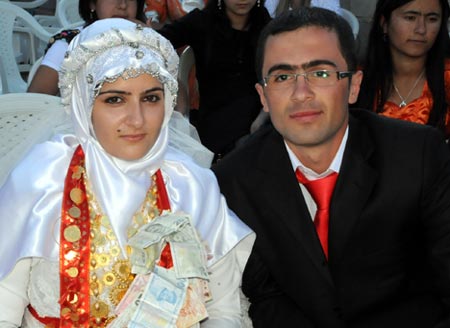 Yüksekova düğünleri (4 Ekim 2009) 2