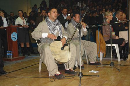 Hakkari 2011 folklor yarışması 90