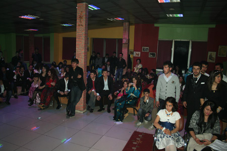 Yüksekova'da öğrencilerden YGS öncesi moral gecesi - 13-03-2011 64