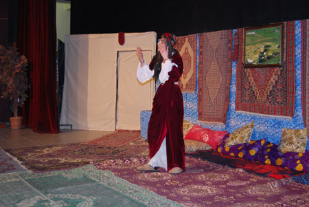 Hakkari'de düzenlenen Kürtçe tiyatrodan fotoğraflar 5
