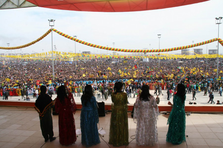 Amed'te Newroz Ateşi 32