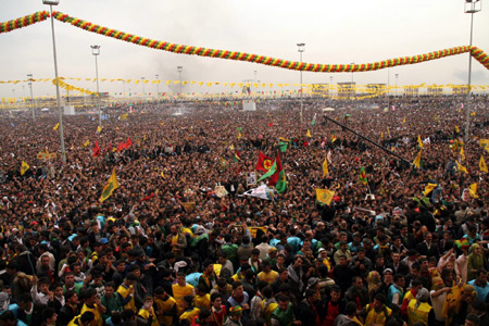 Amed'te Newroz Ateşi 36