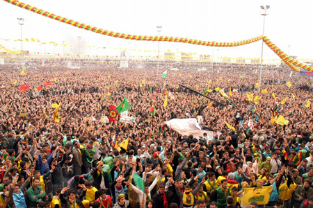 Amed'te Newroz Ateşi 38