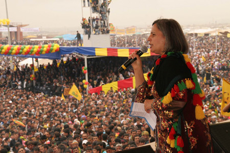 Amed'te Newroz Ateşi 53