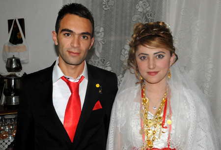 Yüksekova Düğünleri 18 Ekim 2009 13