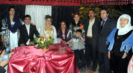 Yüksekova Düğünleri 18 Ekim 2009 187
