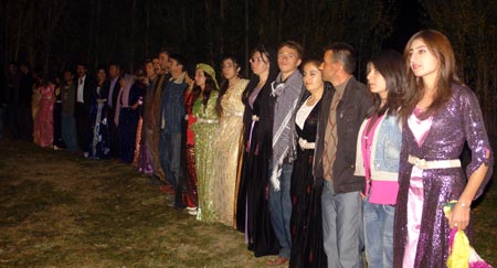 Yüksekova Düğünleri 18 Ekim 2009 191