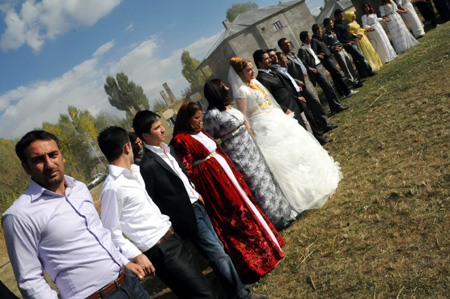 Yüksekova Düğünleri 18 Ekim 2009 29