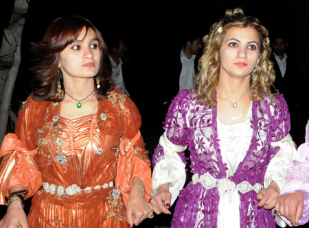 Yüksekova Düğünleri 18 Ekim 2009 76