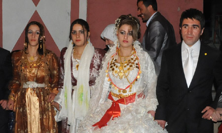 Yüksekova Düğünleri 18 Ekim 2009 88