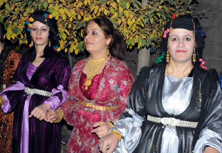 Yüksekova Düğünleri 18 Ekim 2009 94