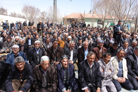 Gever'de 'Sivil Cuma namazı' 1