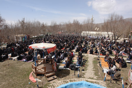 Gever'de 'Sivil Cuma namazı' 34