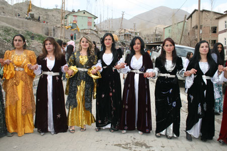 17.04.2011 günü yapılan Hakkari Düğünlerinden kareler 11