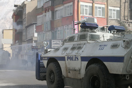 Hakkari'de 'veto' gerginliği 10