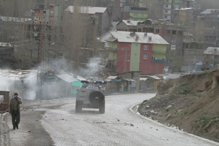 Hakkari'de 'veto' gerginliği 15