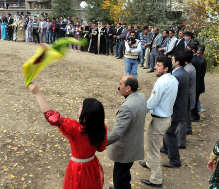 Yüksekova Düğünleri (25 Ekim 2009) 105