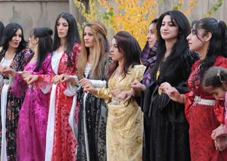 Yüksekova Düğünleri (25 Ekim 2009) 16