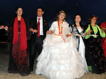 Yüksekova Düğünleri (25 Ekim 2009) 19