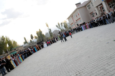 Yüksekova Düğünleri (25 Ekim 2009) 201