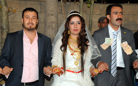 Yüksekova Düğünleri (25 Ekim 2009) 21