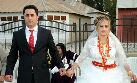 Yüksekova Düğünleri (25 Ekim 2009) 5